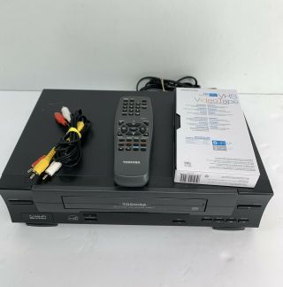 Toshiba W - 512 Vcr 4 Head Vhs Video Cassette Recorder W/ Remote,  Cables,  Tape