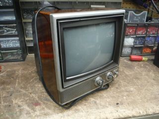 Panasonic Color 10 " Pilot Tv Ct - 1110d 1983 Vintage Television