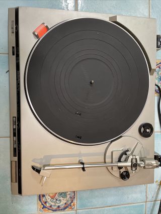 Vintage 1982,  Technics Sl - B30 Turntable No Dust Cover Needs Belt