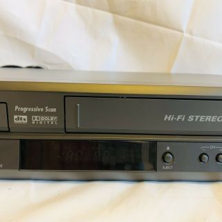 JVC HR - XVC16 Hi - Fi SQPB VHS Cassette Recorder VCR/DVD Player Combo REMOTE Cables 3