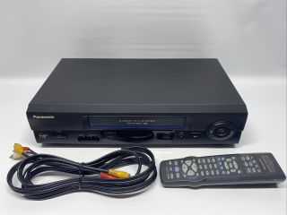 Panasonic Pv - V4611 Hi - Fi Stereo Omnivision 4 Head Vcr Vhs Player W/remote