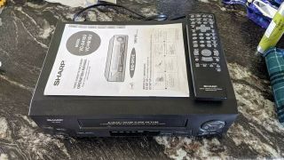 Sharp Vc - A410u Vhs Vcr Player/recorder