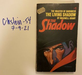 The Living Shadow: The Master Of Darkness (the Shadow 1) By Maxwell Grant