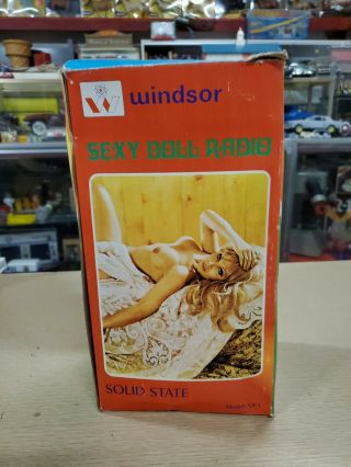 Windsor Sexy Doll Radio Solid State