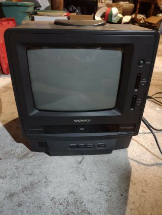 Philips Magnavox 9 " Color Tv/vcr,  Mod; Ccr095at01 Ac/dc Portable
