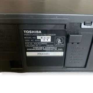 Toshiba W - 614R VHS 4 Head VCR Video Cassette Recorder Player No Remote 3