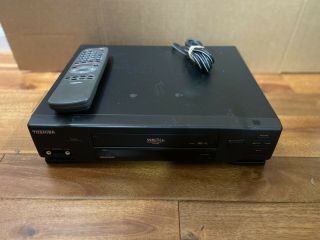 Toshiba M - 460 Vcr Vhs 4 Head Recorder/player And Remote Composite Rca