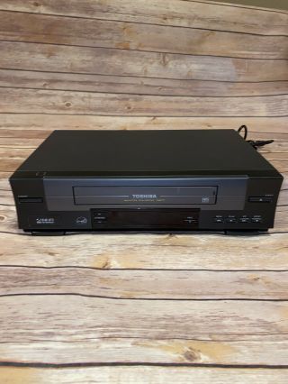 Toshiba W - 512 Vcr Vhs Video Cassette Player Recorder Hifi