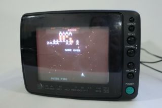 Magnavox 5 " Portable Color Crt Tv Av Jacks Monitor Rd0510 Retro Gaming