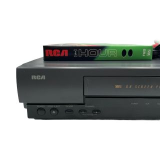 RCA VR327A VCR VHS Player Recorder with Blank Tape & AV Cables 3