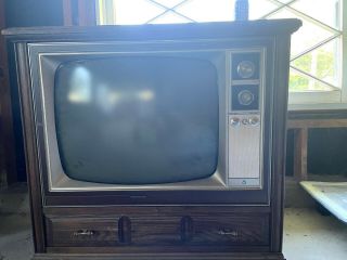 Vintage Mid 60s 25 " Zenith Color Tv Console