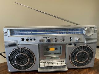 Vintage Toshiba Rt - S713d Boombox Radio Cassette Recorder Parts/repair