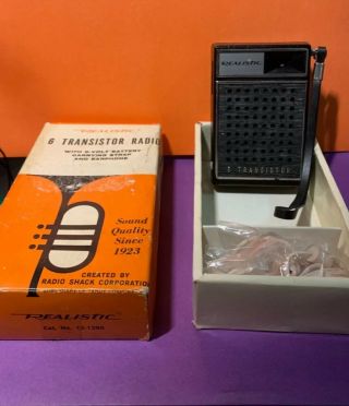 Vintage Portable Pocket Black Realistic Am 6 Transistors Radio