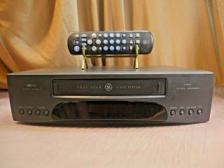 Ge General Electric Vcr / Vhs Recorder /,  Remote / Vg4056
