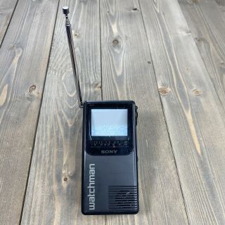 Sony Watchman Fd - 230 - Black & White Portable Analog Tv - Vintage
