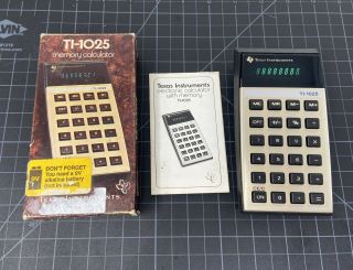 Texas Instruments Ti - 1025 Hand Held Calculator Green Led W/ Box