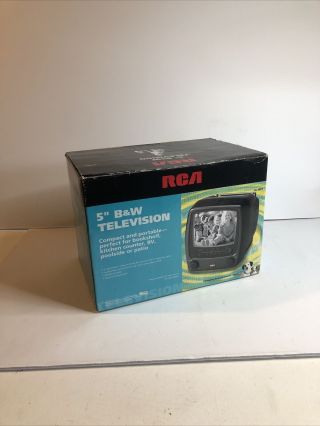 Vintage Rca Portable Tv Model 16 - 3001 Black & White 5 Inch Tv - No Power Adapter