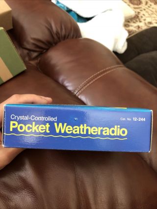 Radio Shack 12 - 244 Pocket Weather Radio 2