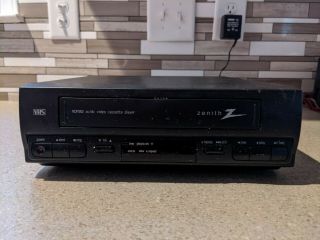Zenith Vcp353 Vcr Ac/dc Video Cassette Player Black No Remote Or Power Supply