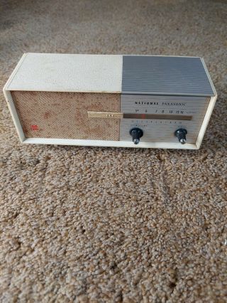 Vintage National Panasonic R - 8 6 Transistor Radio Beige Nonworking