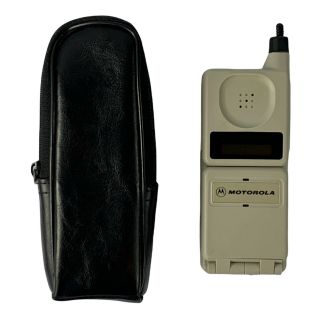 Motorola Digital Personal Communicator W/case Flip Phone Missing Battery ￼