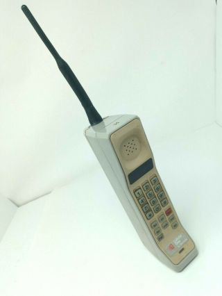 Vintage Motorola Cellular One Brick Mobile Phone Gray Cracked Antenna