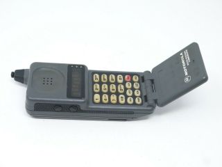 Vintage Motorola Mobile Brick Flip Phone F09hld8383ag Rare 80’s Tech