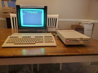 Commodore 128 Computer With 1571 Disk Drive