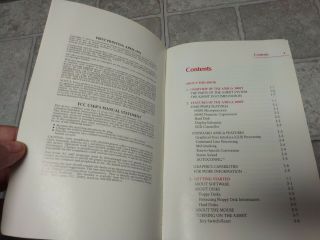 Introducing to the Commodore Amiga 3000T Computer Guide Book 3