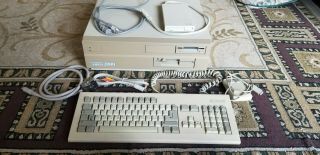 Commodore Amiga 2000 With Orig.  Keyboard,  Orig.  Mouse And External Disk Drive