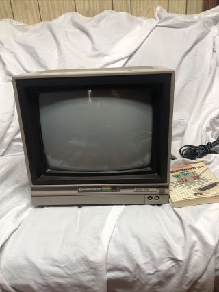 Commodore 64 Video Gaming Monitor Model 1702 1984