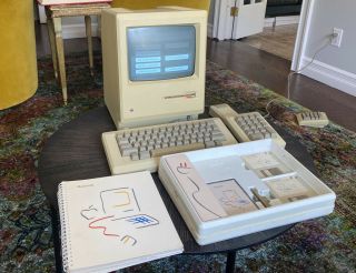 Apple Macintosh 128k M0001 Early Week 12 Keyboard Mouse & Factory Orig 128k Ram