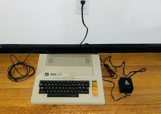 Vintage Atari 800 Home Computer W/power Supply Co14319