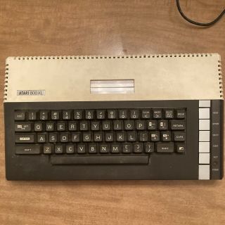 Vintage Atari 800XL Computer Gaming System Keyboard With Power Supply 2