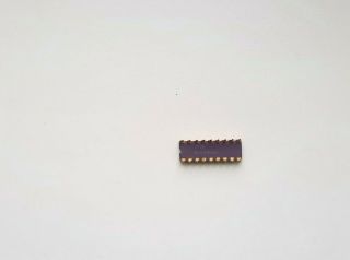 Intel C8008 - 1 C8008 date 7606 Philippines rare Vintage CPU GOLD 3
