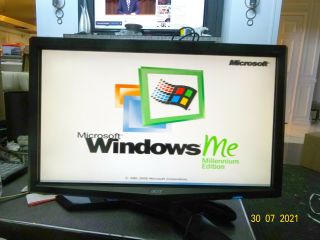 Compaq Evo D510 Sff Windows Millennium,  80gb Hdd,  2gb Ram,  Pentium 4 - 2.  67 Ghz
