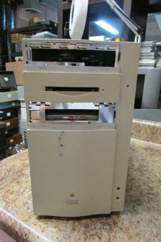 Vintage Apple Macintosh Quadra 800 Personal Computer -