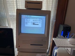 Apple Macintosh SE & Comes With Keyboard & Mouse Games,  Apps 2