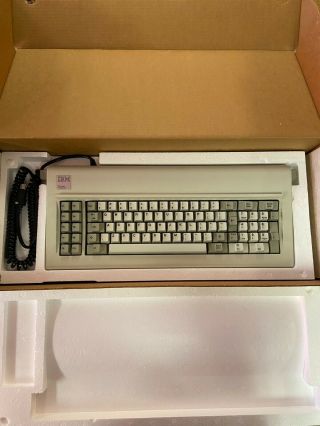 Vintage Ibm Model F Buckling Spring Keyboard With Box