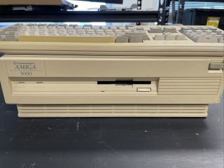 Commodore Amiga 3000 68030/25 Great - Lithium Battery 2