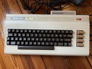 Commodore Vic - 20 Personal Computer Great With 4 Games,  Controller,  And Box