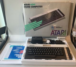 Atari 600xl Home Computer In Open Box In & Paperwork