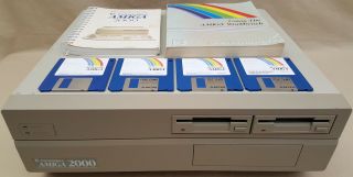 Commodore Amiga 2000 A2000 Desktop Computer With Dual Floppy Drives Ja1 017769