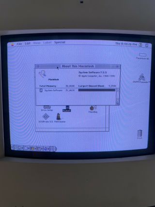 Apple Macintosh Color Classic II M1600 Orig Eng/Jap Key 36MB RAM 1GB HD 4