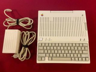 Apple Iic 2c Model A2s4000 Computer With Power Supply -