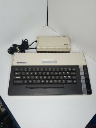 Vintage Atari 800xl Computer Gaming System Keyboard Turns On Power Cord