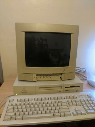 Apple Macintosh Performa 6116cd Computer; 14 Scan Display; Box; Parts