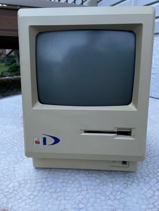 Apple Macintosh 128k 1984 Drexel University Edition M0001