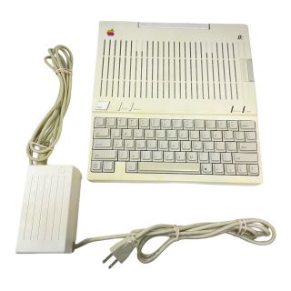 Vintage Apple Iic 2c Computer Model A2s4000 W/ Power Supply