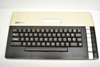 Vintage Atari 800xl Computer Gaming System Keyboard